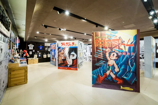 誠品敦南_手塚治虫書店.jpg