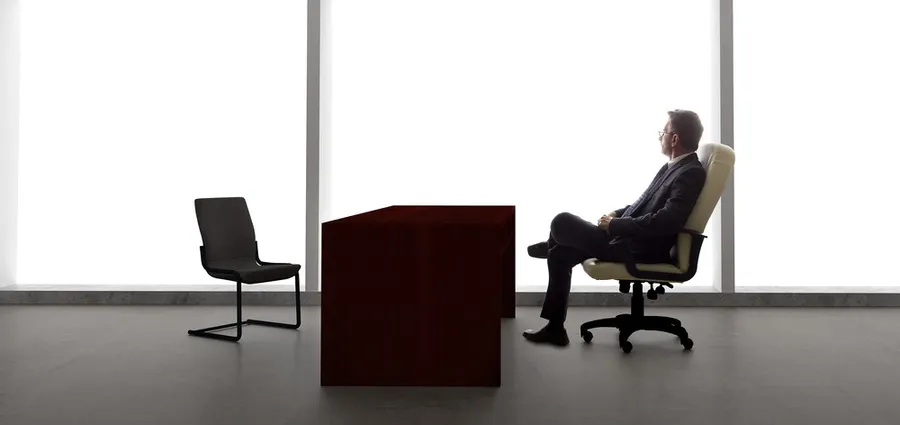 CEO薪資是員工的300倍！為何美國大型企業要讓執行長坐領高薪？