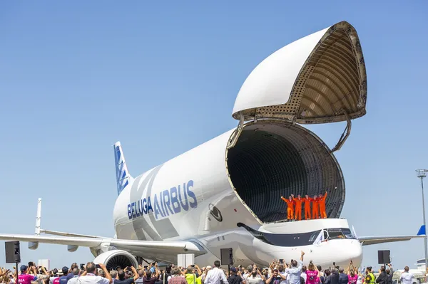 Beluga-First-Flight-Arrival-001.jpg