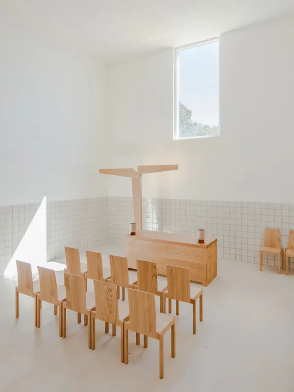 阿爾瓦羅西塞_Alvaro_Siza_自給自足教堂.jpg