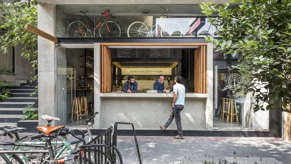 感受自在悠遊的氛圍！墨西哥單車咖啡館 Distrito Fijo CC