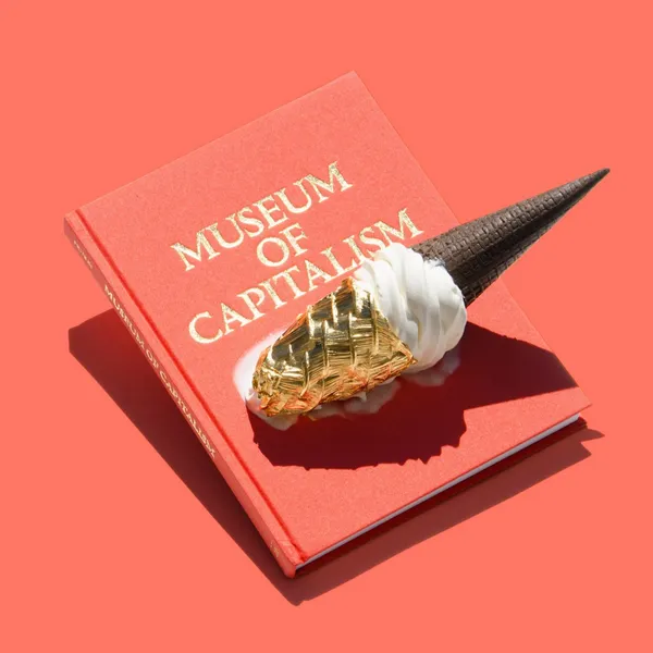 冰淇淋與書