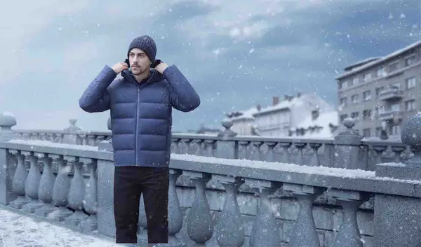 2018_uniqlo_31_Seamless down.jpg
