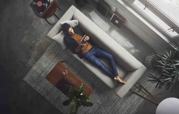 2018_uniqlo_JEANS_732X1189_MEN_E-1.jpg