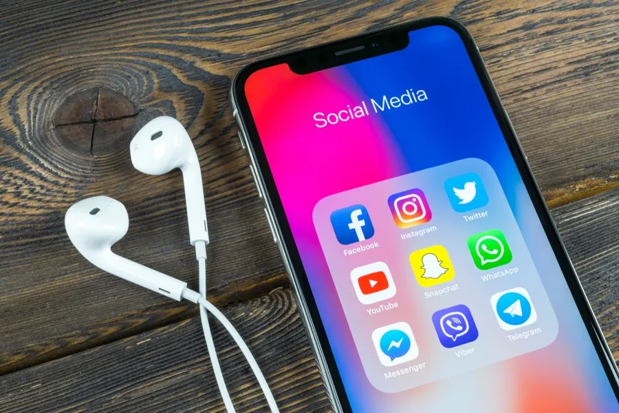 越南版Facebook正式上線，一個社交平台Lotus為何國家砸7億投資？