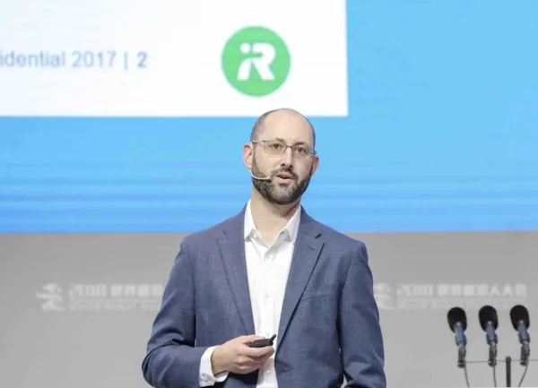老牌機器人廠商 iRobot 技術副總裁談：到底是「掃地機器人」還是「自動吸塵器」？ 