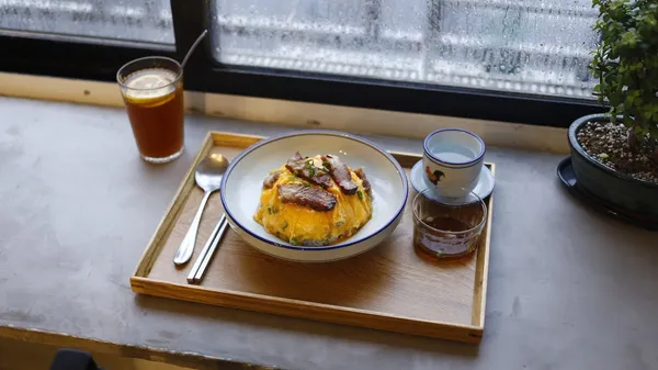 道地香港味！隱身台北西區的港式食堂「在在Zoi Zoi」