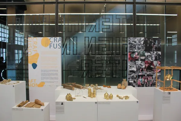 臺東工藝師林戎依在泰國辦理作品成果展(圖片來源 臺東縣政府文化處).jpg