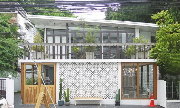 曼谷-pastels motel cafe_1.JPG