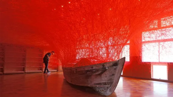 塩田千春歷年來最大規模個展，2019 年東京六本木森美術館開展！