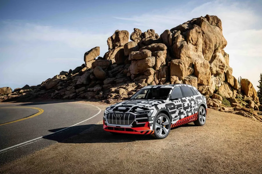 以前瞻科技全面佈局純淨移動未來 Audi強勢問鼎電動車市場 9月17日 Audi e-tron美國舊金山全球首發