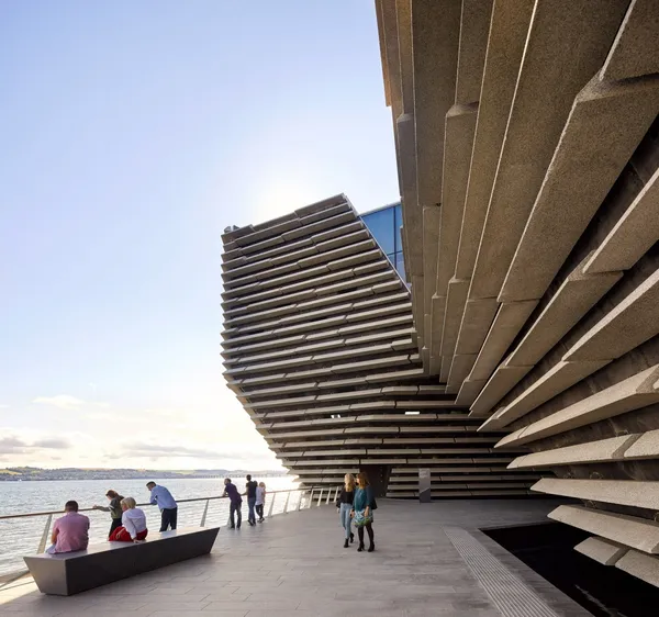 隈研吾_V&A Dundee.jpg