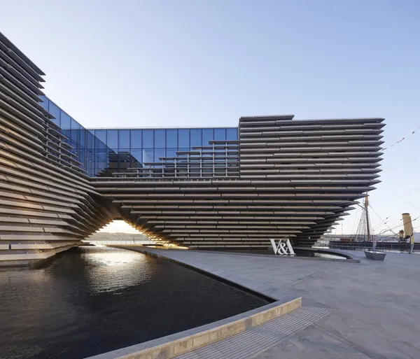 隈研吾_V&A Dundee.jpg