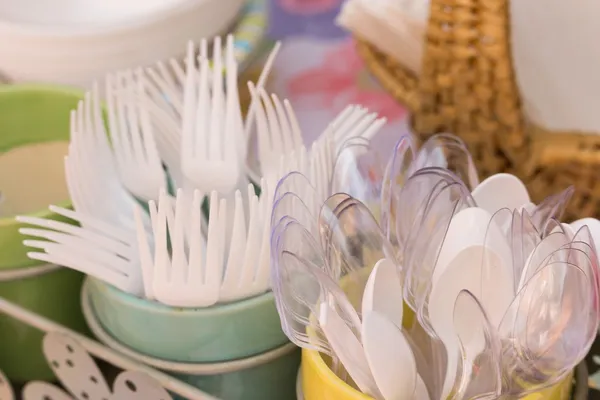 shutterstock_692423077_plastic.jpg