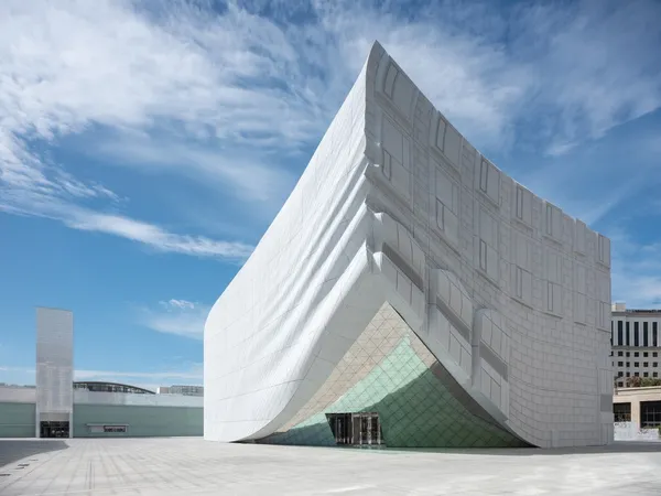 首爾_MVRDV_Paradise_City_©Ossip.jpg