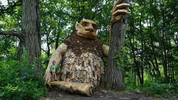 Troll Hunt 7.jpg