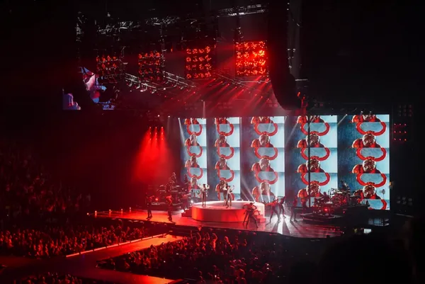 Madonna's Tour_Copyright Stufish 02.png