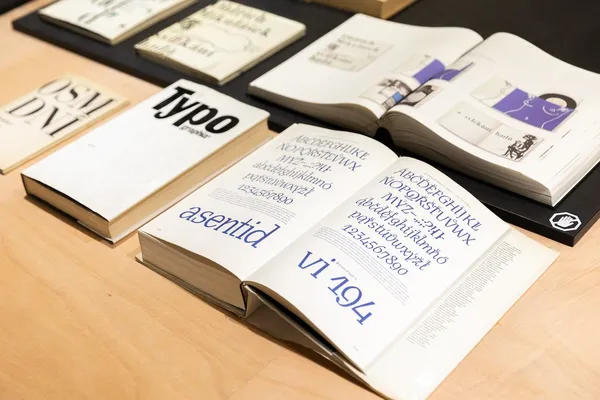 捷克與斯洛伐克平面設計100年_Typographia 2_Oldřich Hlavsa.jpg