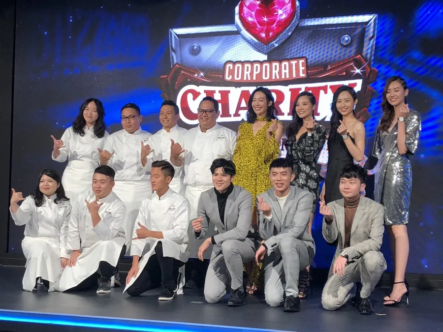 暴雪揪企業打電競公益賽,名模、主廚組戰隊玩真的