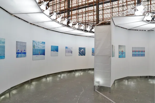 Maria Svarbova_亞洲首展_一樓swimming pool系列展區(1).jpg
