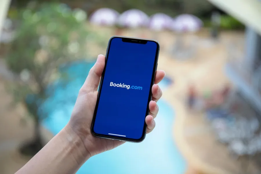「此房型剩最後一間！」Booking.com壓力銷售術被指誤導顧客，6大訂房平台被盯上