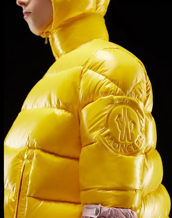 moncler-羽絨衣.jpg