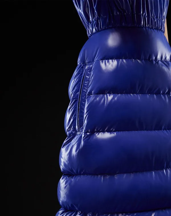 moncler-羽絨衣.jpg