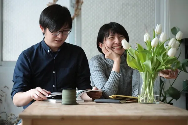 失眠時，你可以來到這裡──文字和花同樣暖心的網路花店「一隅有花」