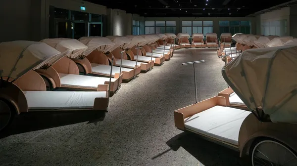 一起唸書睡宿、喝好睡啤酒！為期79天的睡眠實驗，台北《再基地：當實驗成為態度》展覽登場！