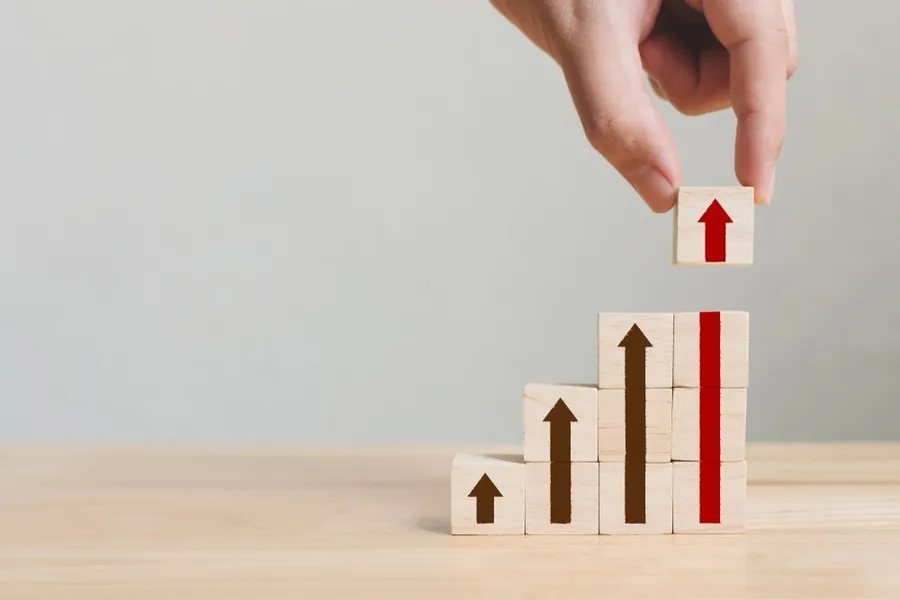 簽下一紙商業合約，勝過十場創業競賽：投資人眼中的真正成長信號