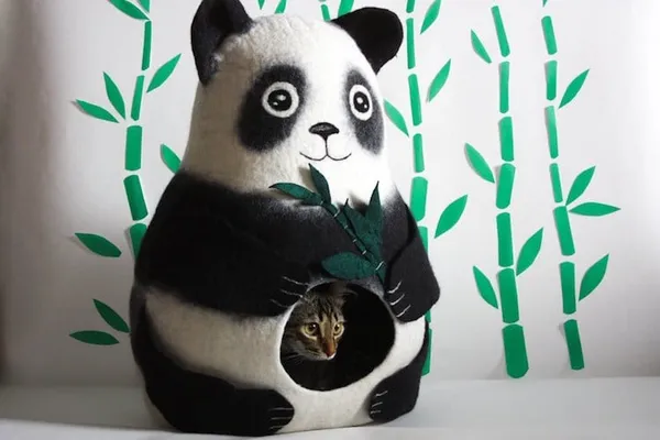 meow-felt-cat-beds-1.jpg