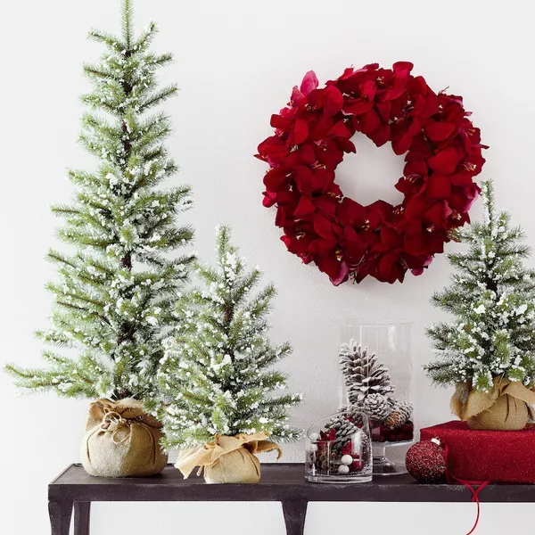 Crate and Barrel-Pine Tree植絨松樹$1,250_$4,500.jpg