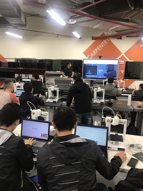 京水工作室-許景淼負責人傳授3D列印的技巧以及機台基本的調校.jpg