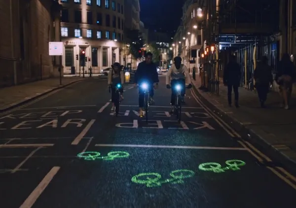 好聰明的發明！這家英國新創讓單車騎士更安全有保障 