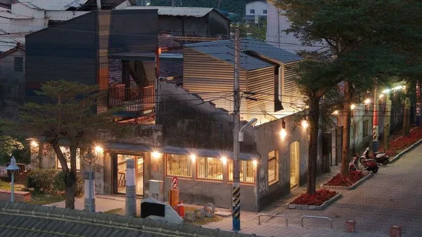 碾米廠改造的咖啡館！提供不同焙度的咖啡，以南部生活為主軸的「大和頓物所」