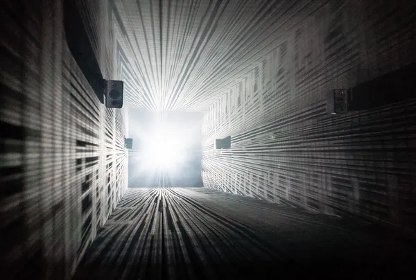 有章藝術博物館-大臺北當代藝術雙年展-查理・卡克皮諾《個人電腦音樂》.jpg