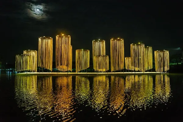 2019台南鹽水「月津港燈節」即將登場，三大展場、三個月亮一起「隨光呼吸」！