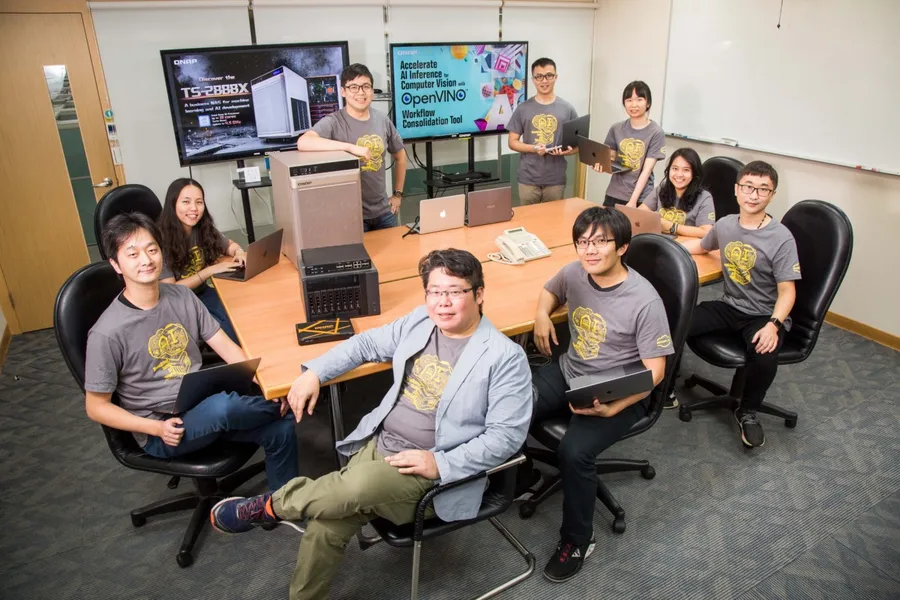 2019 發表最新的 AI 應用 QuMagie 及 AI 訓練和 OWCT 推論解決方案