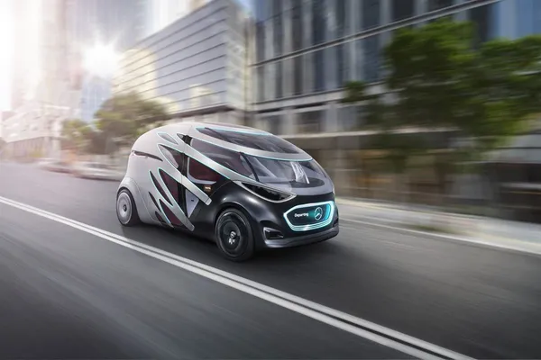 Mercedes Benz 於 CES 2019 透過概念車款 URBANETIC 描述自動車的未來