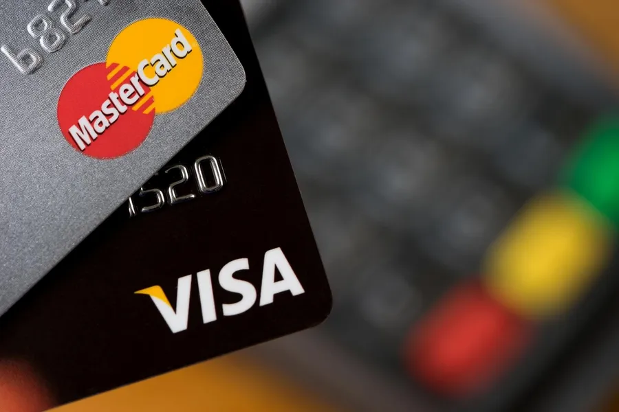 中國信用卡市場難攻，Visa、Mastercard長跑十年仍敲不開大門
