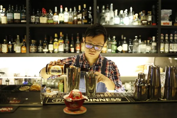 soshow bar01.JPG