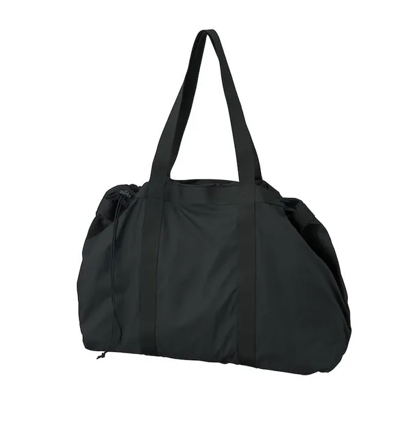 Uniqlo-輕型肩背包_NT$990_預計2月初販售_商品圖1.jpg