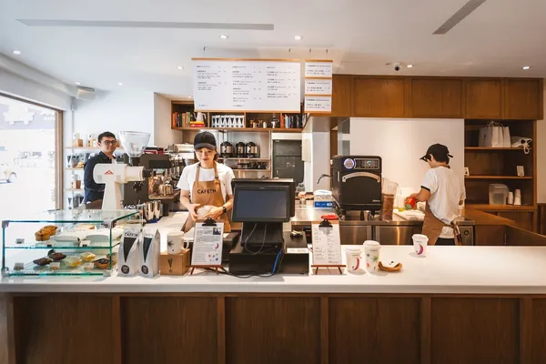 CAFE!N 硬咖啡的誕生：一年半開5間店、燒掉3千萬之後，以「品味」和「創意力」重新出發！