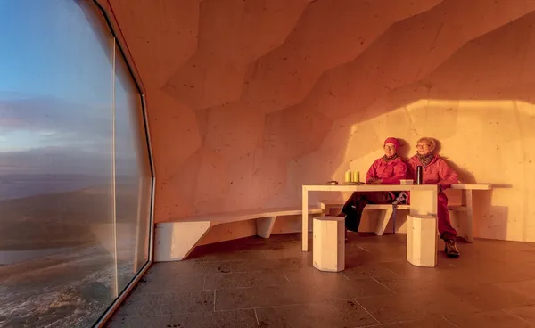 極光小木屋-© Tor Even Mathisen-04.jpg