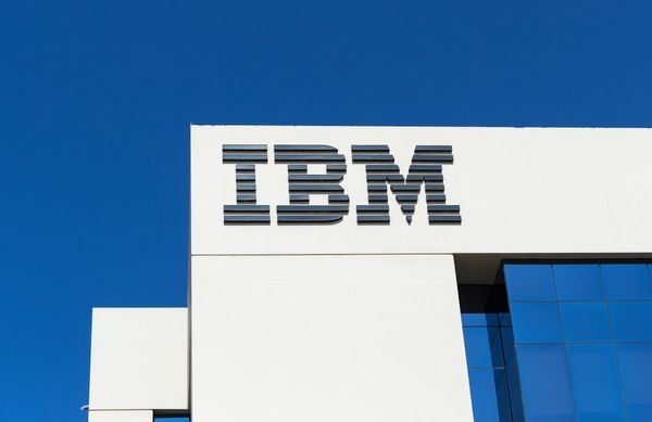  「用 AI 取代新鮮人」是種短視？IBM 重新定義入門職位，並擴大招募 3 倍人力