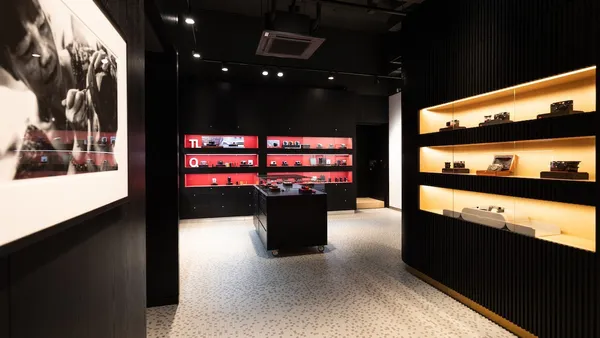 徠卡銅鑼灣專賣店商品展示區-2.jpg