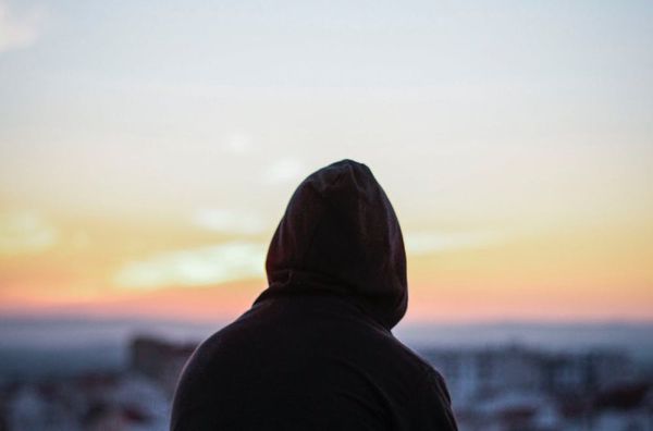 「憑什麼他的薪水比我高？」職場最難的功課：停止拿別人的薪水來定義自己的價值