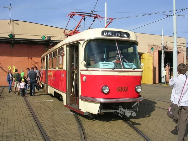 布拉格觀光電車T3-11.jpg