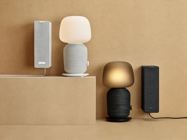 桌燈、書架就是音箱！IKEA攜手音響品牌Sonos，米蘭設計週上發表兩款平價家居用音箱
