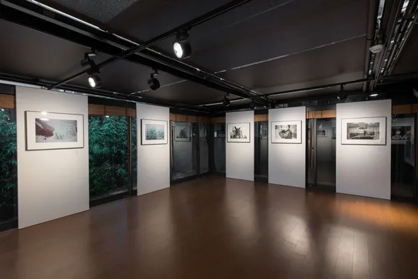 伍佰「其實不遙遠」攝影特展展覽現場照_4.jpg